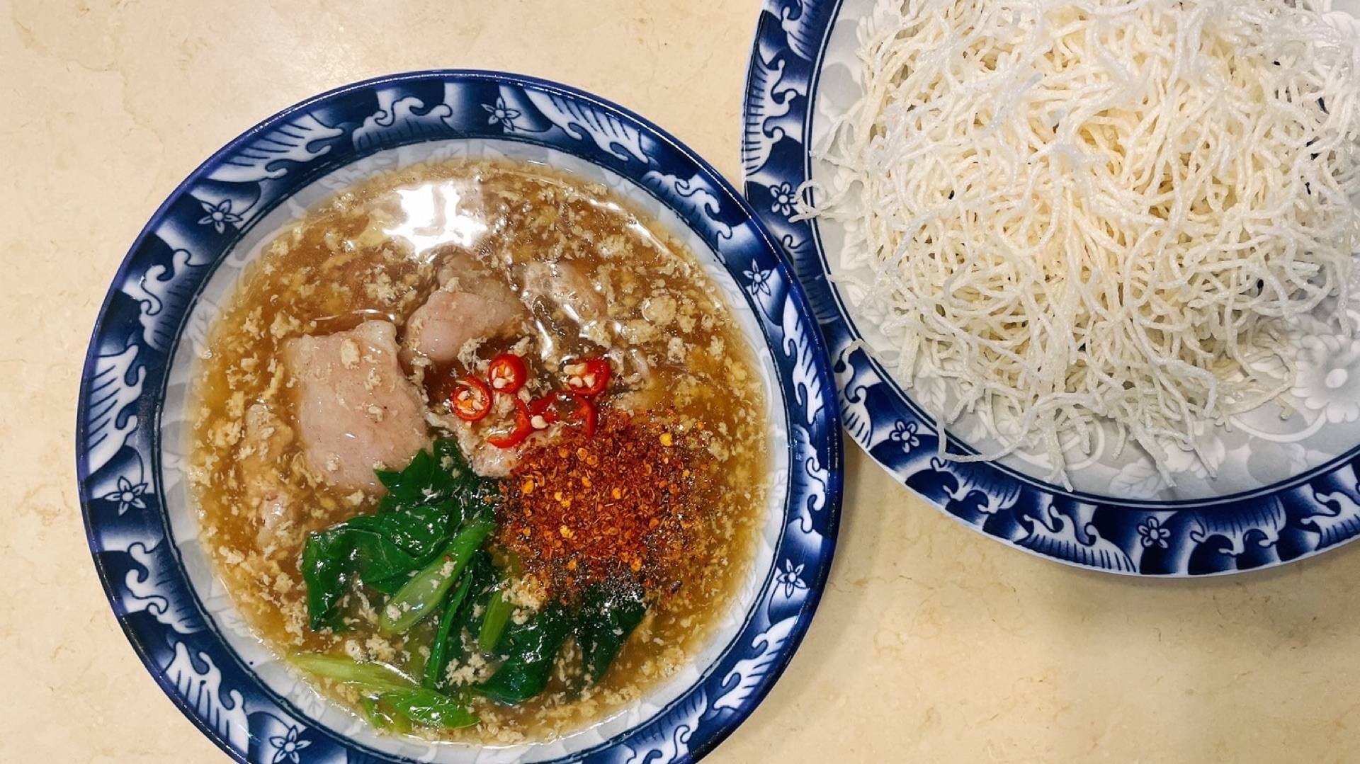 เฮง เฮง ราดหน้ายอดผัก พัฒนาการ พัฒนาการ 61 เมืองทอง 2/2